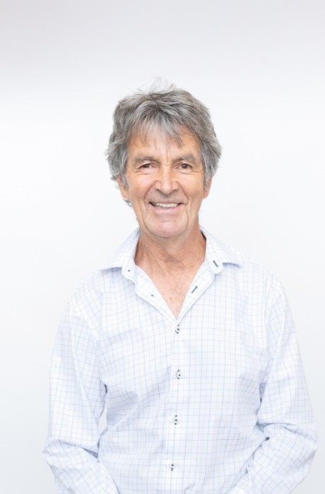 Dr Marcel Brew